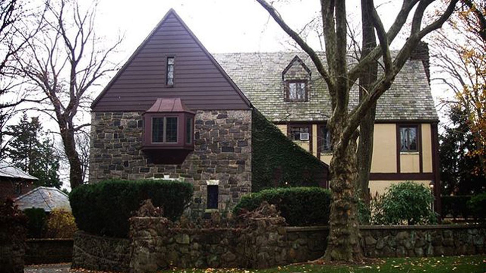 MANSIONCORLEONE4