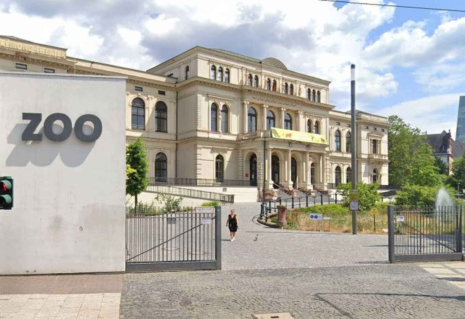 Entrada al zoo de Fráncfort, en Alemania