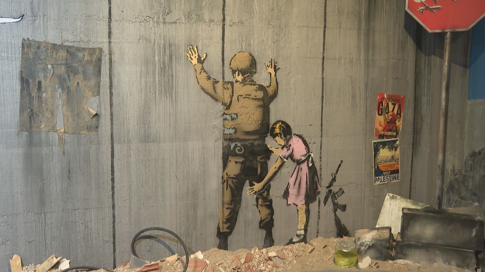 El 'Street art' de Banksy llega a Madrid con 180 réplicas de sus reivindicativas obras