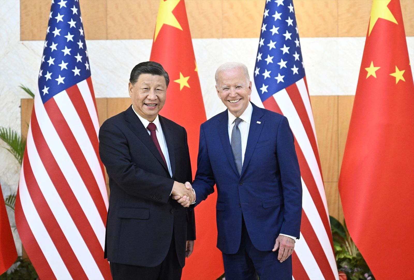 Joe Biden y Xi Jinping, en un encuentro en Bali en 2022