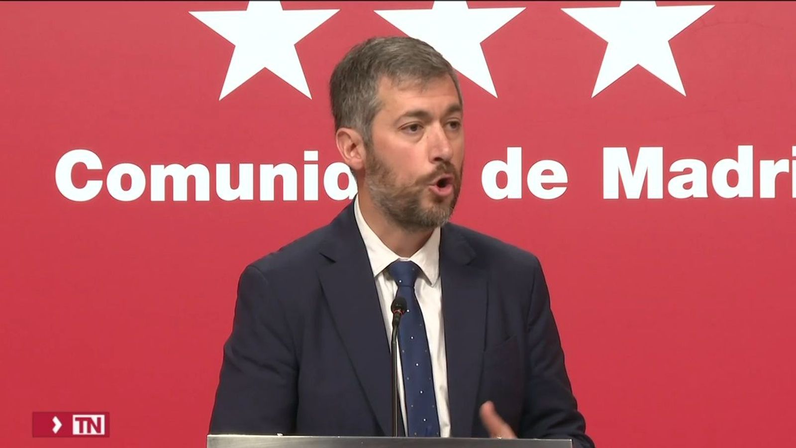 Denuncia contra las mascarillas obligatorias