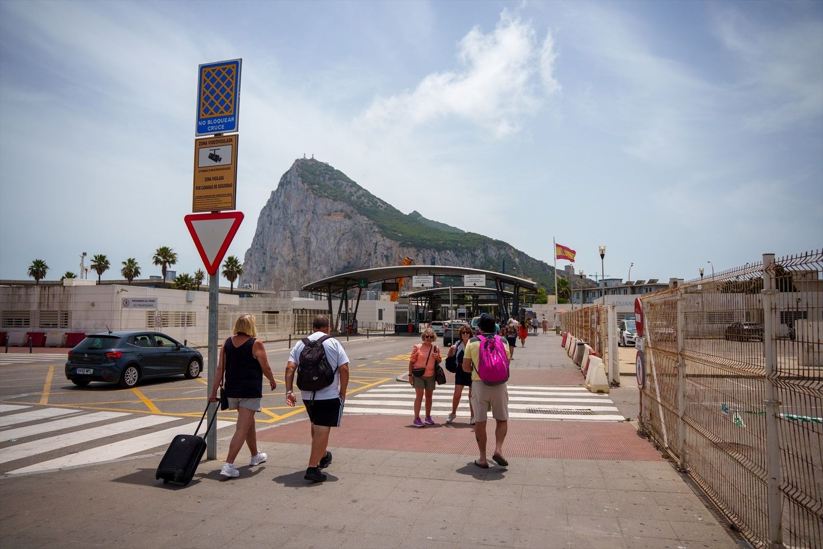 La UE y Reino Unido firman un acuerdo histórico sobre Gibraltar que pone los días contados a la verja