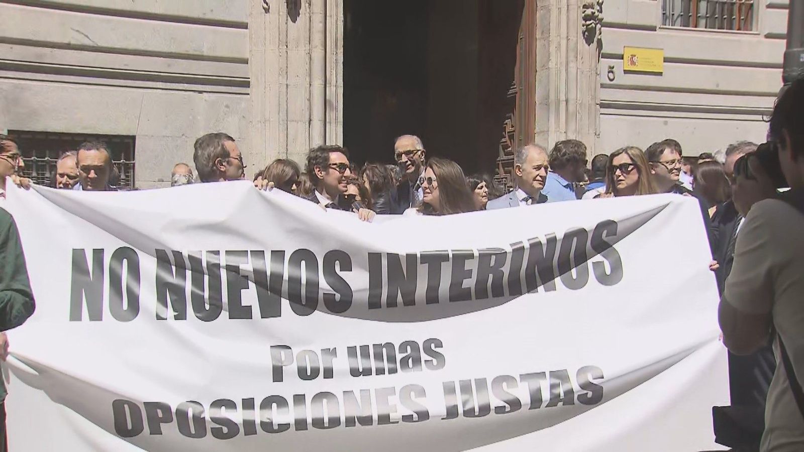 Altos funcionarios del Estado, contrarios a la inclusión de más interinos