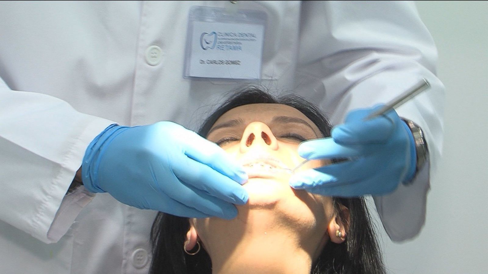 Muchos españoles renuncian al dentista por la pandemia y la situación económica