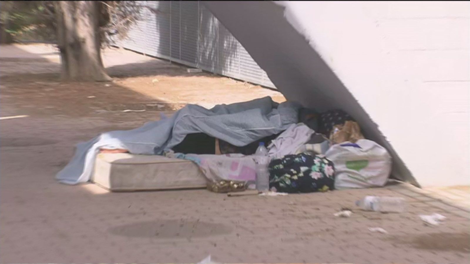 Indigentes y toxicómanos en el parque del Cerro Almodovar