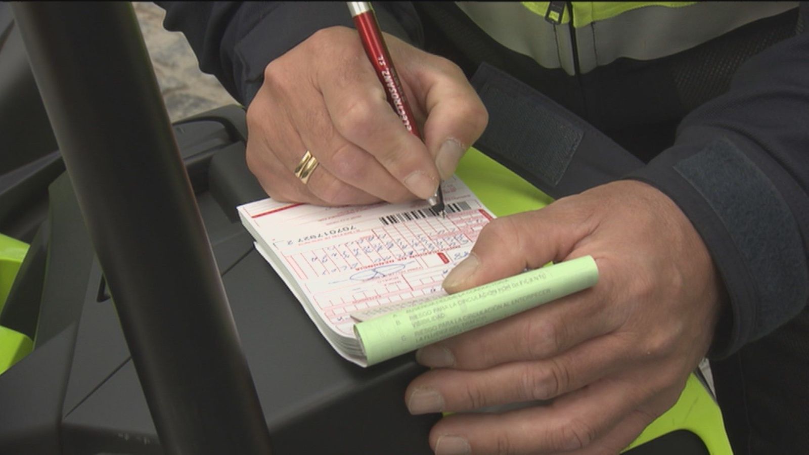 Comprar puntos del carnet de conducir a otros: la trampa ilegal de los más temerarios