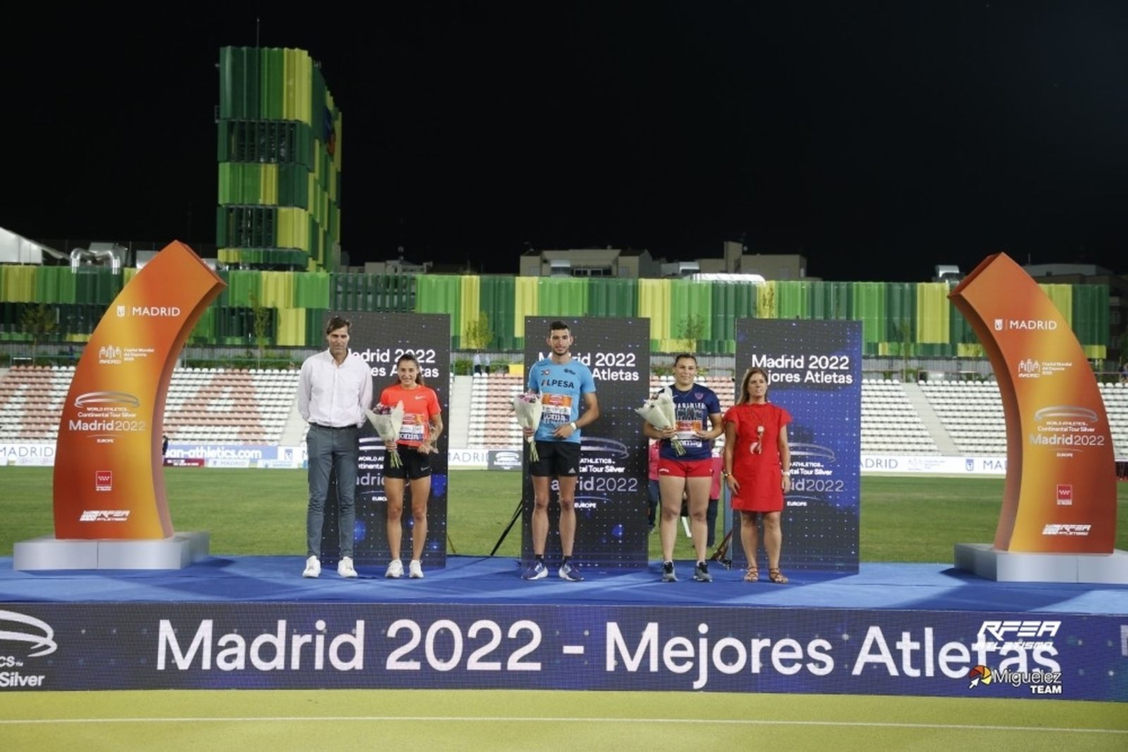 Sara Galleg,  Enrique Llopis y Sara Fantini