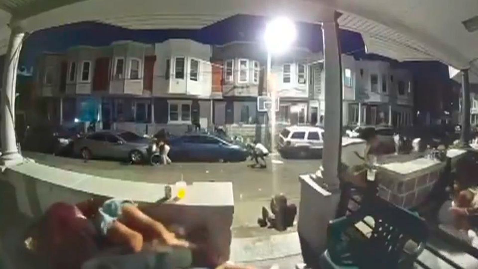 Un tiroteo en Filadelfia deja tres muertos y diez heridos