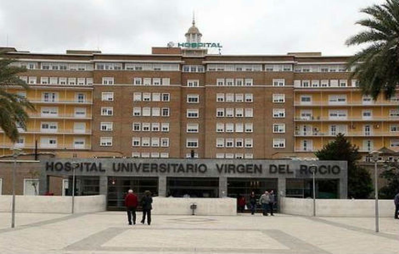 Fallece el hombre que se quemó a lo bonzo frente a un hospital de Málaga