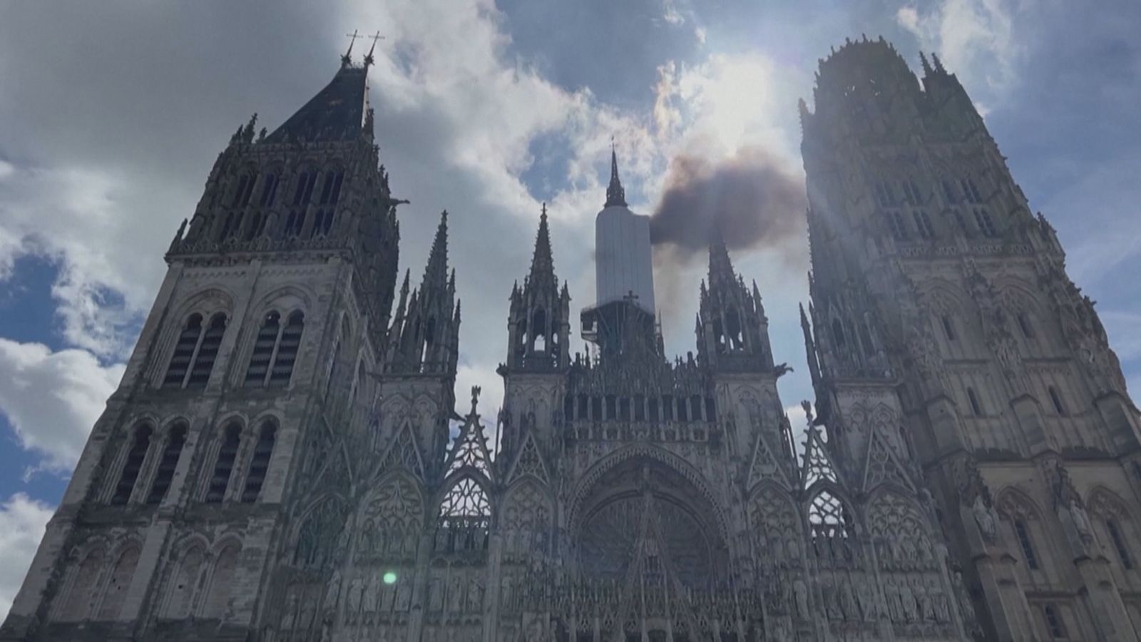 Incendio catedral Ruán