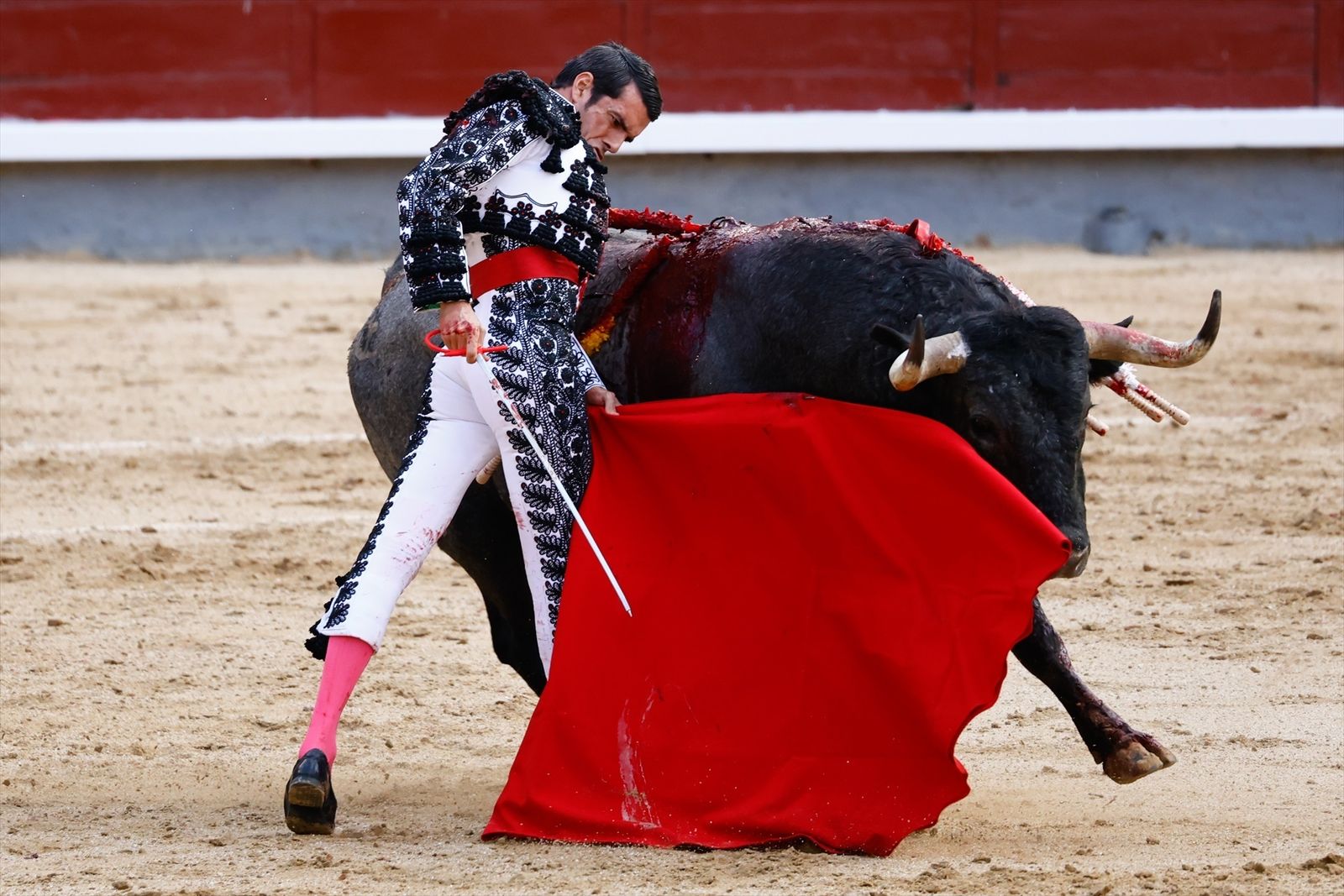 Emilio de Justo en la plaza de toros de las Ventas a 17 de Mayo de 2024