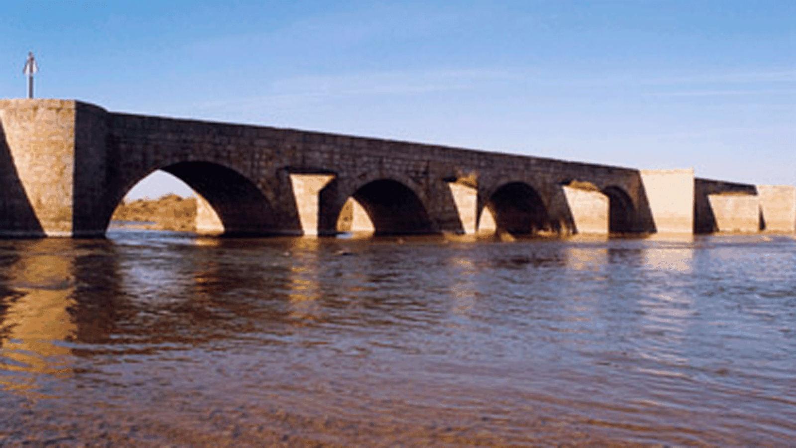 Río Carrión en la provincia de Palencia