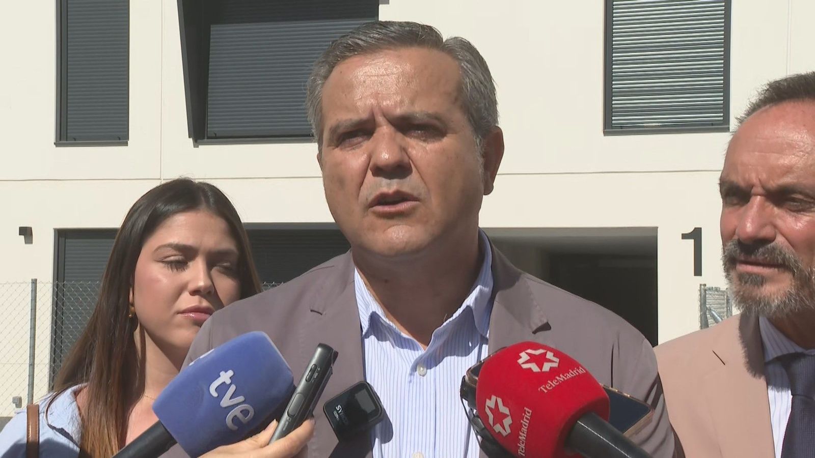 Madrid exige medidas para la reagrupación familiar de menores inmigrantes no acompañados tras la presunta violación de una menor en Hortaleza