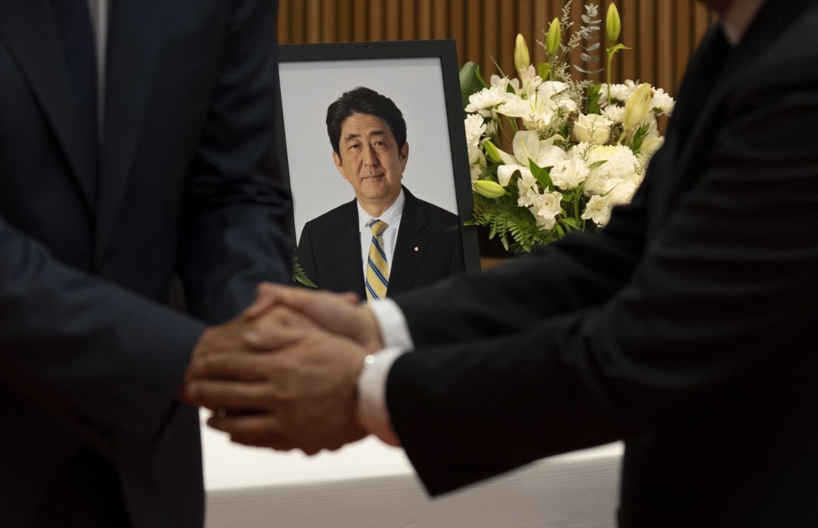Mandatarios mostrando sus condolencias tras la muerte de Shizo Abe