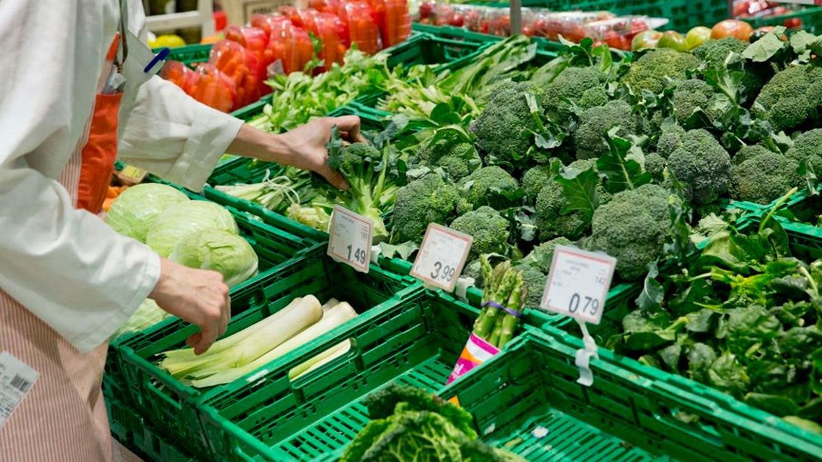 Se disparan en los supermercados los precios de la leche o de frutas como las naranjas por la pandemia