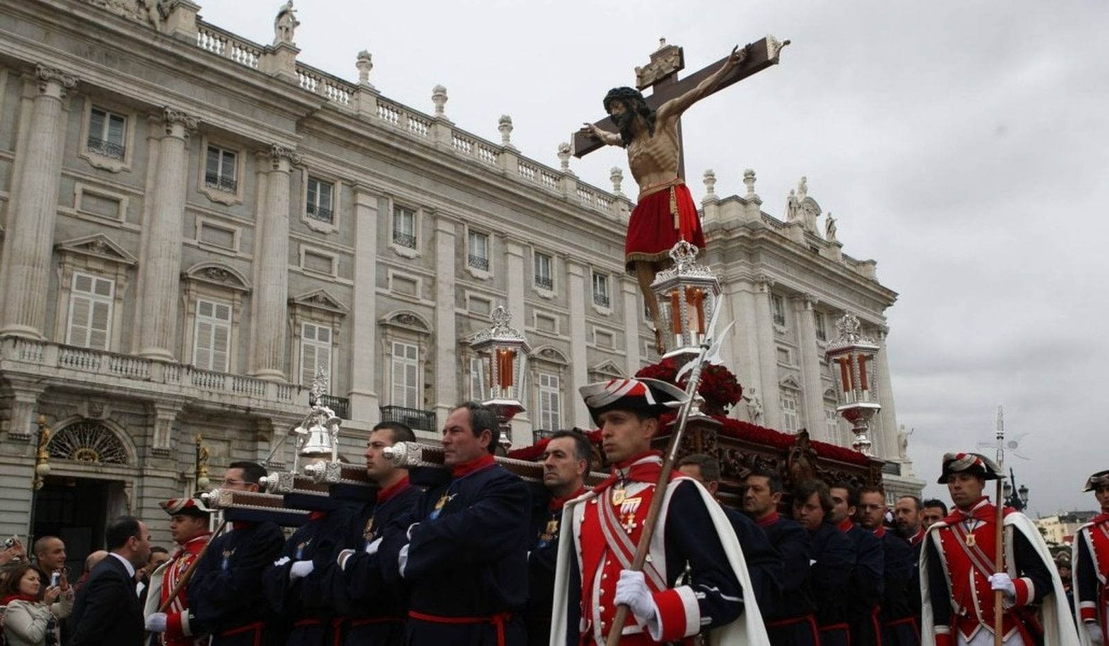 Procesión del Cristo de los Alabarderos