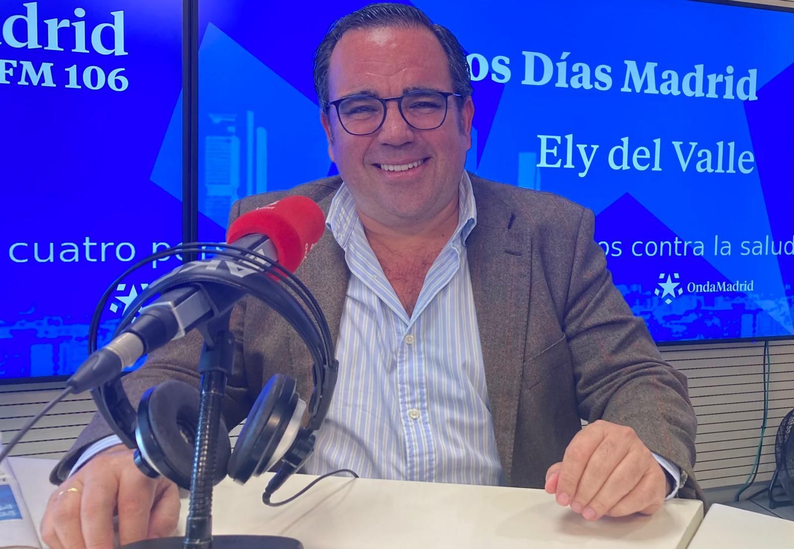 Javier Úbeda Liébana, alcalde de Boadilla del Monte "La movilidad y el transporte son prioridades en Boadilla del Monte"