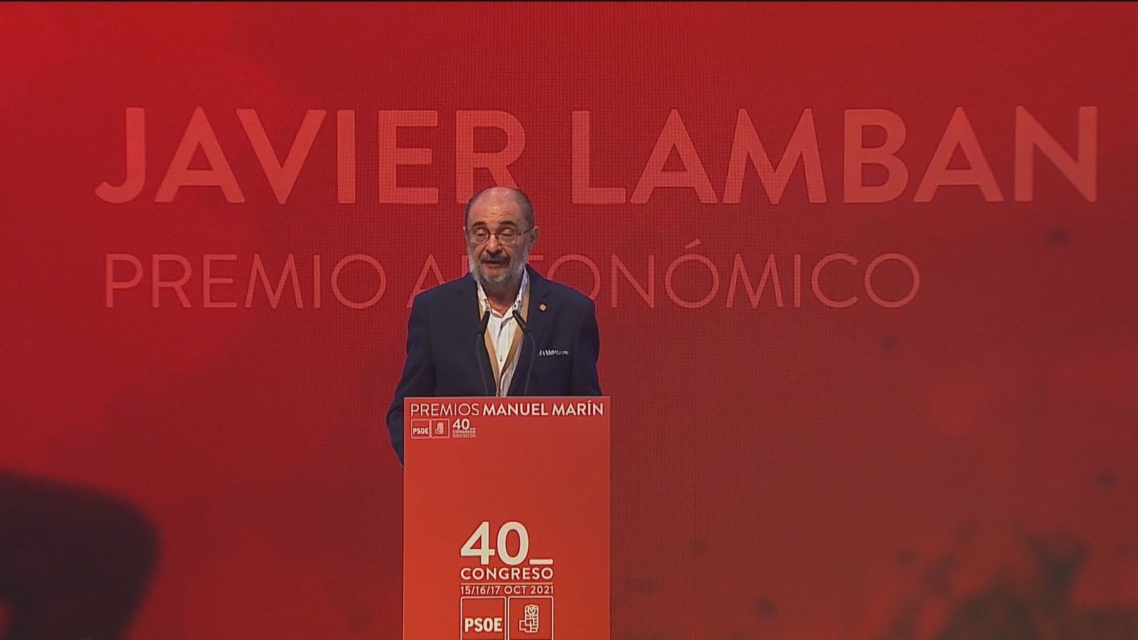 Lambán dice que nunca estará a las órdenes de Sánchez