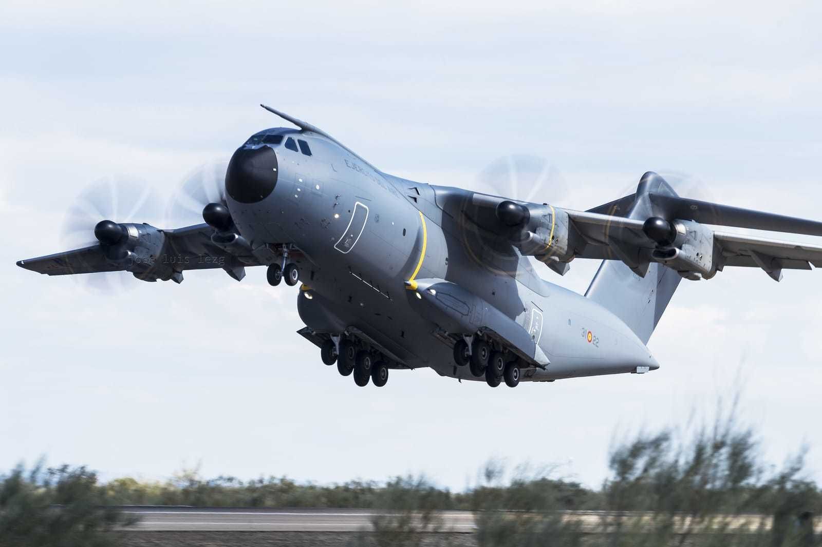 El avión del ejército del aire aterrizará este lunes en Torrejón con material sanitario de China