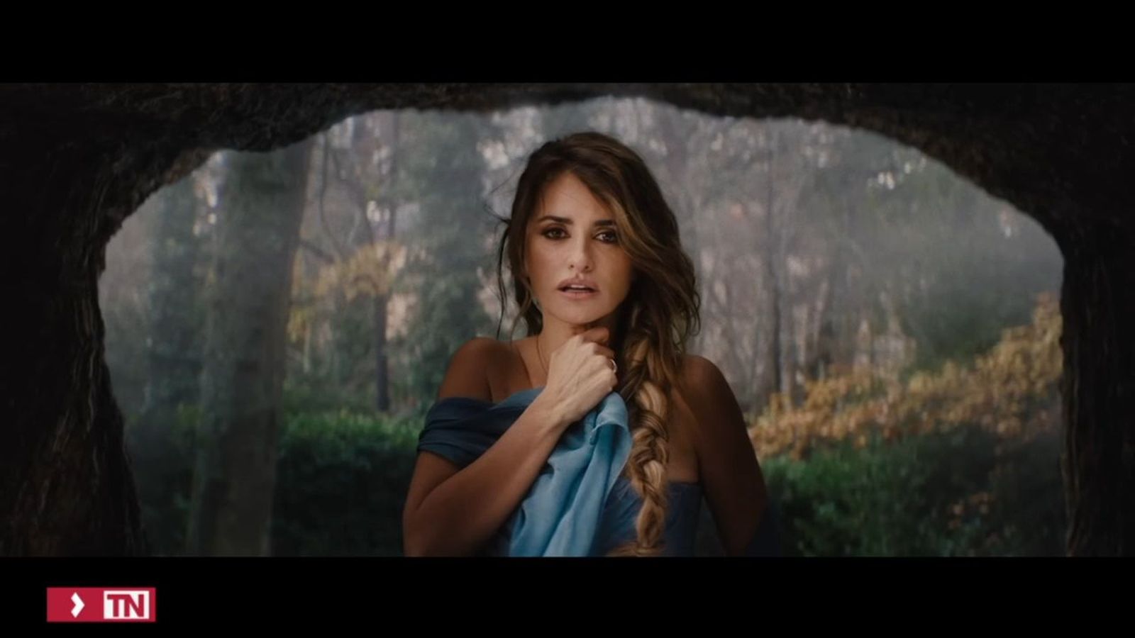 Penélope en el video de Residente