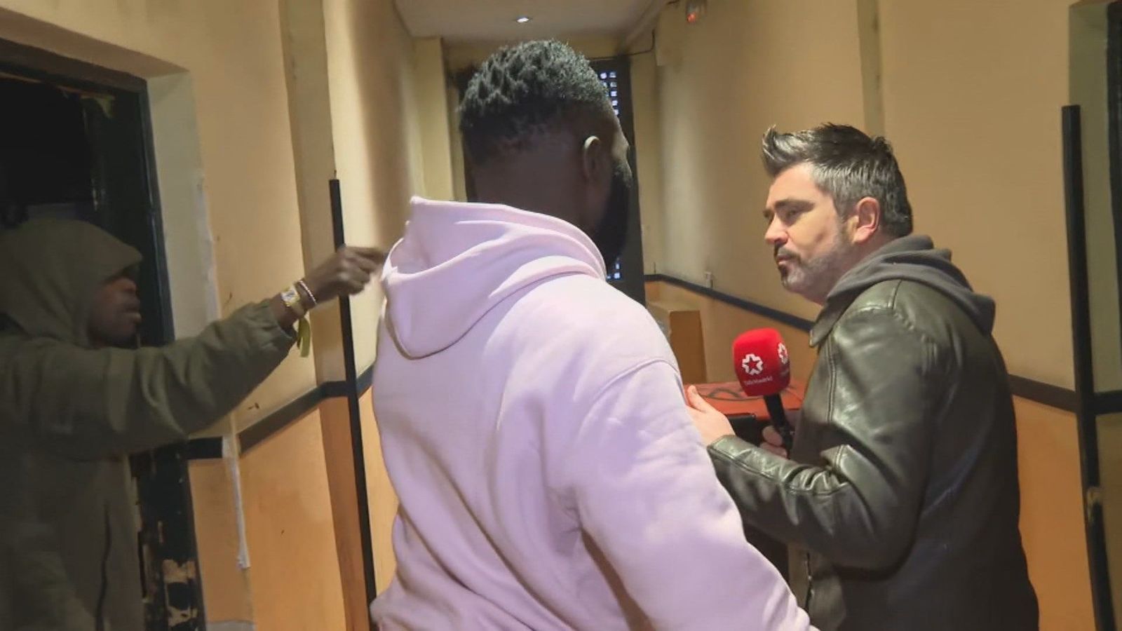 Dos detenidos tras agredir a un reportero de Telemadrid en Lavapiés