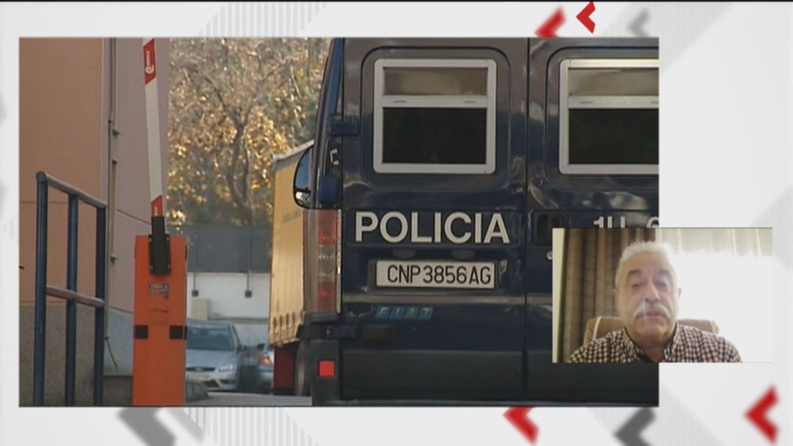 Un policía jubilado salva la vida a un conductor de VTC en Alcalá de Henares