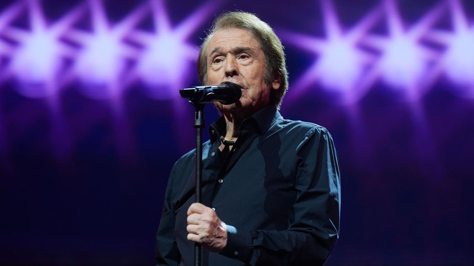 Raphael vuelve a triunfar en Madrid