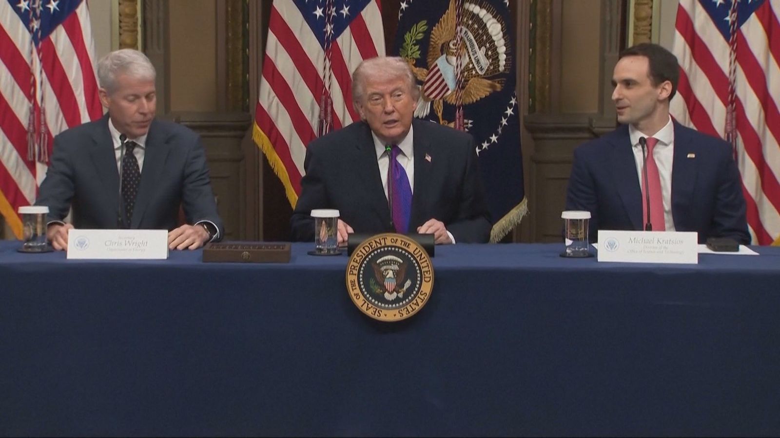 Trump le da un 15 sobre 10 al progreso de las operaciones militares en Irán