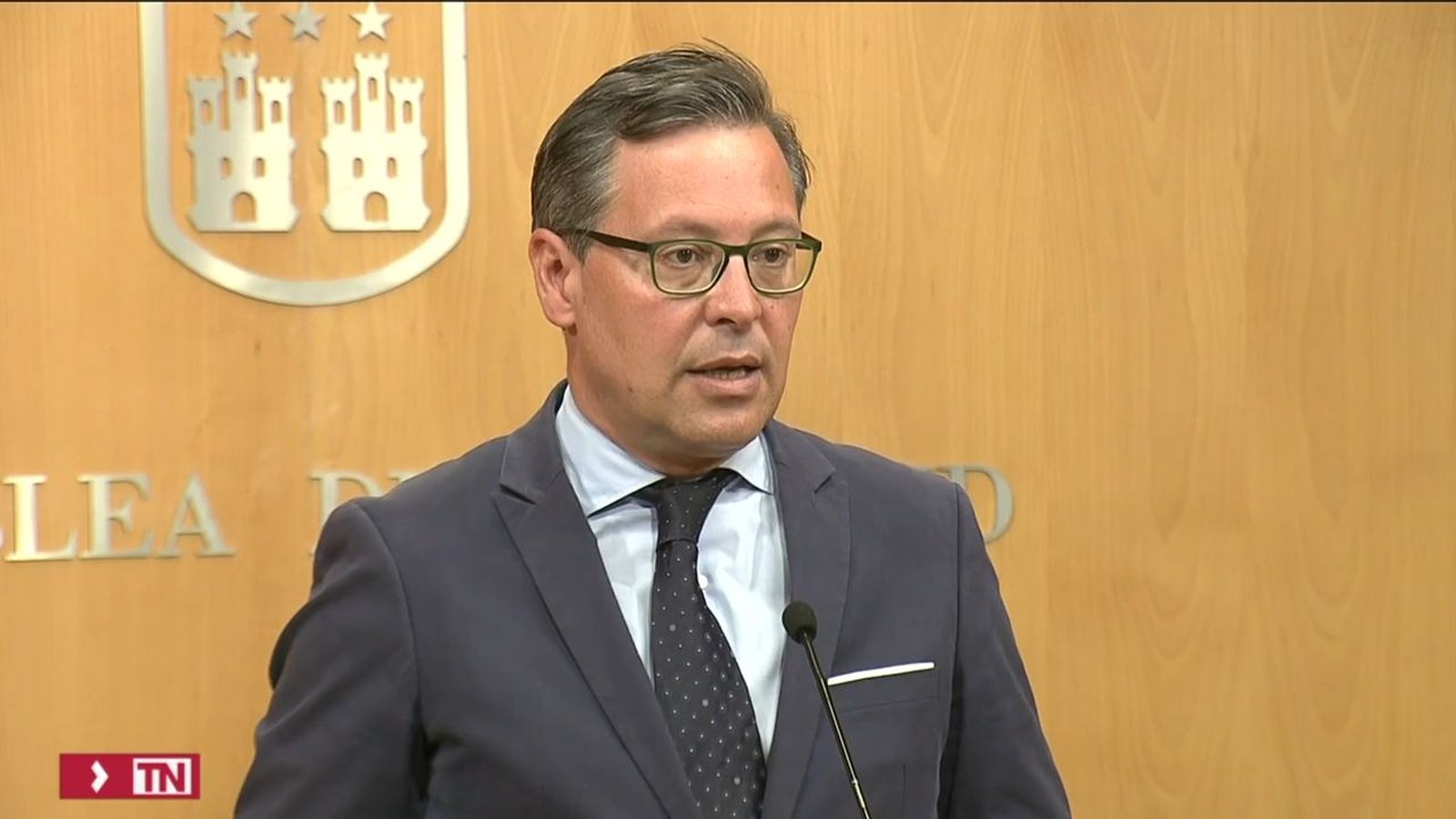 Los portavoces de la Asamblea hablan sobre los contratos de emergencia en Madrid
