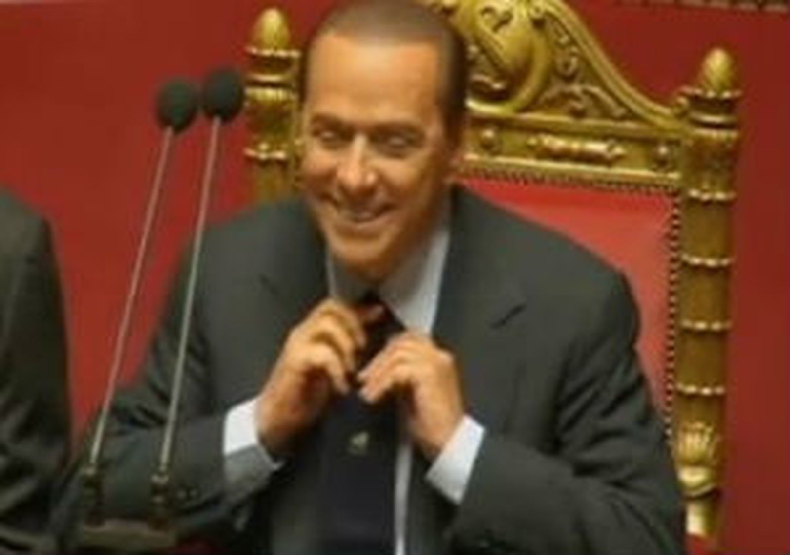 El Gobierno italiano supera un voto de confianza sobre su plan de ajuste