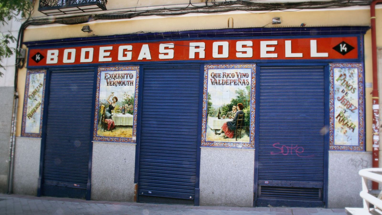Bodegas Rosell, un local centenario que conserva su esencia de antaño