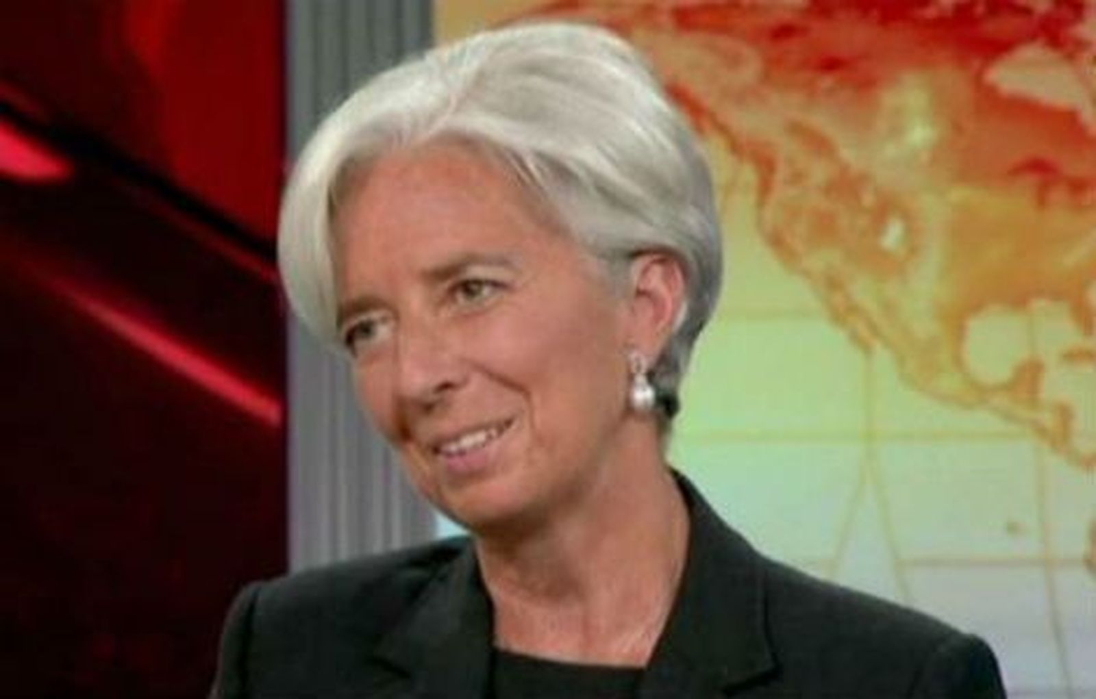 Lagarde afirma que hay que salvar al euro en menos de tres meses