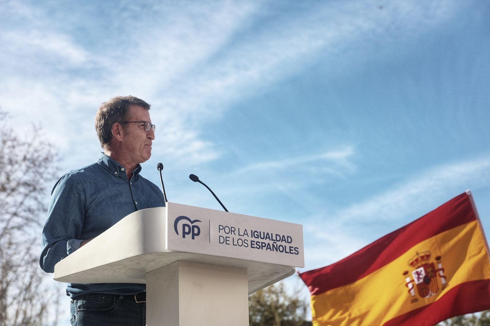Feijóo durante el acto del PP en la Plaza de España