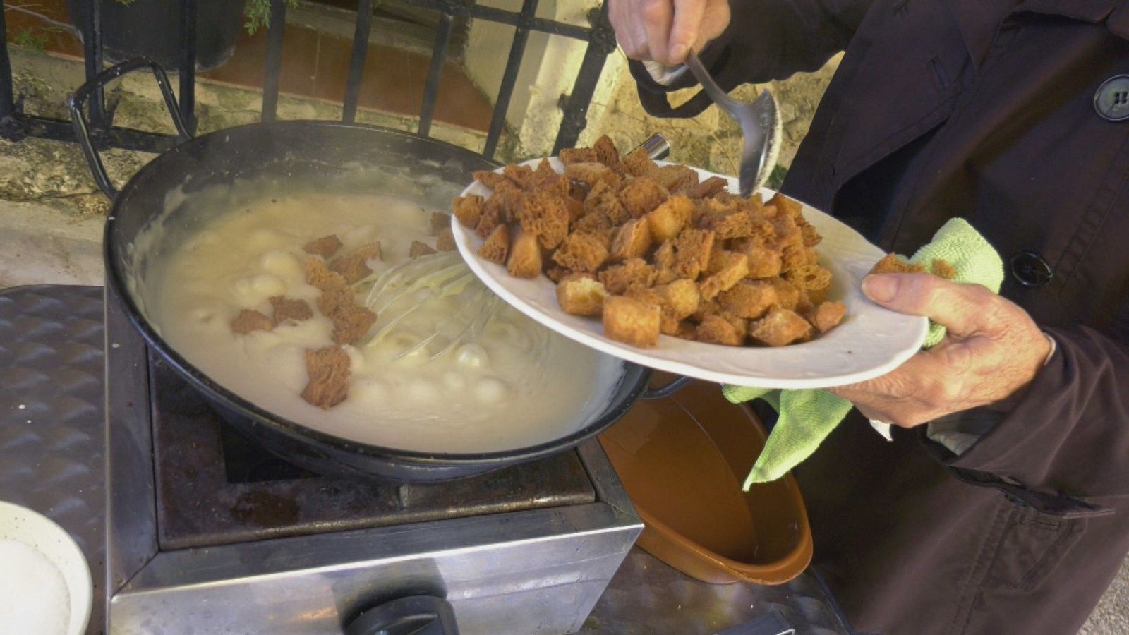 La auténtica receta de las puches de Nuevo Baztán