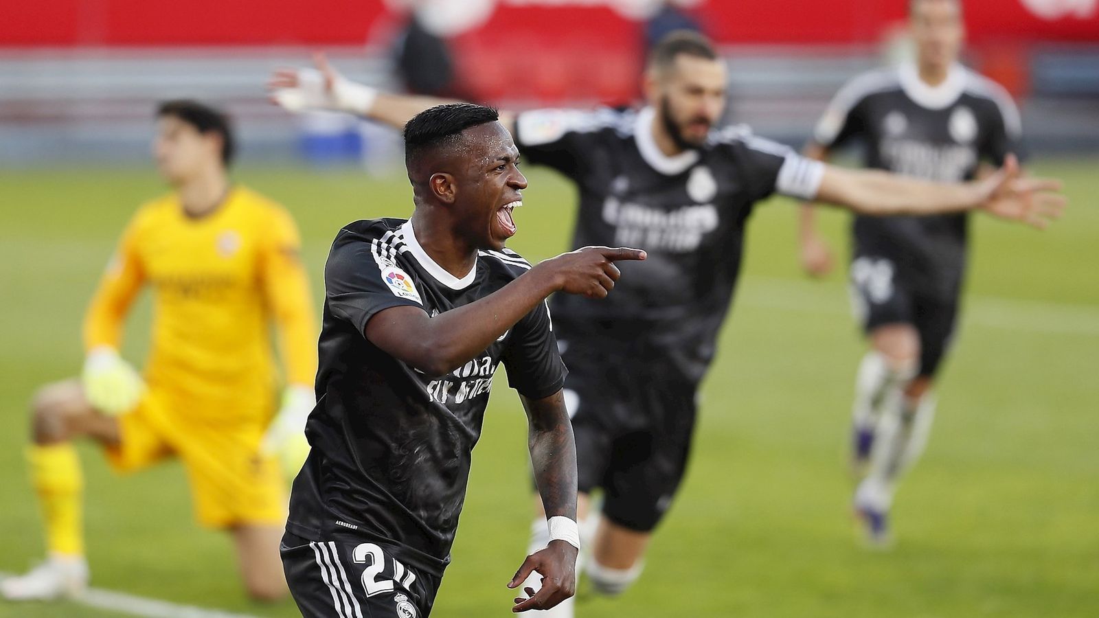 Vinicius ante el Sevilla