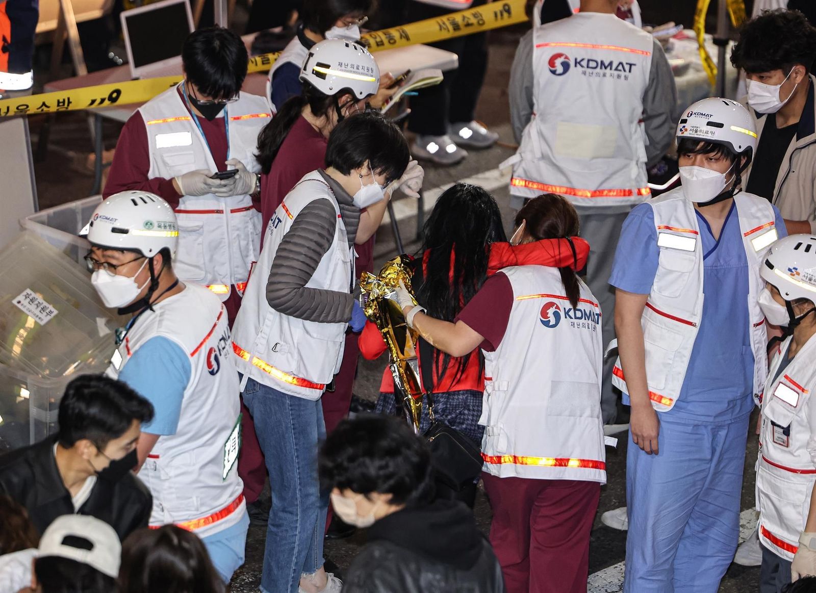 Al menos 153 muertos en una estampida durante las celebraciones de Halloween en Seúl