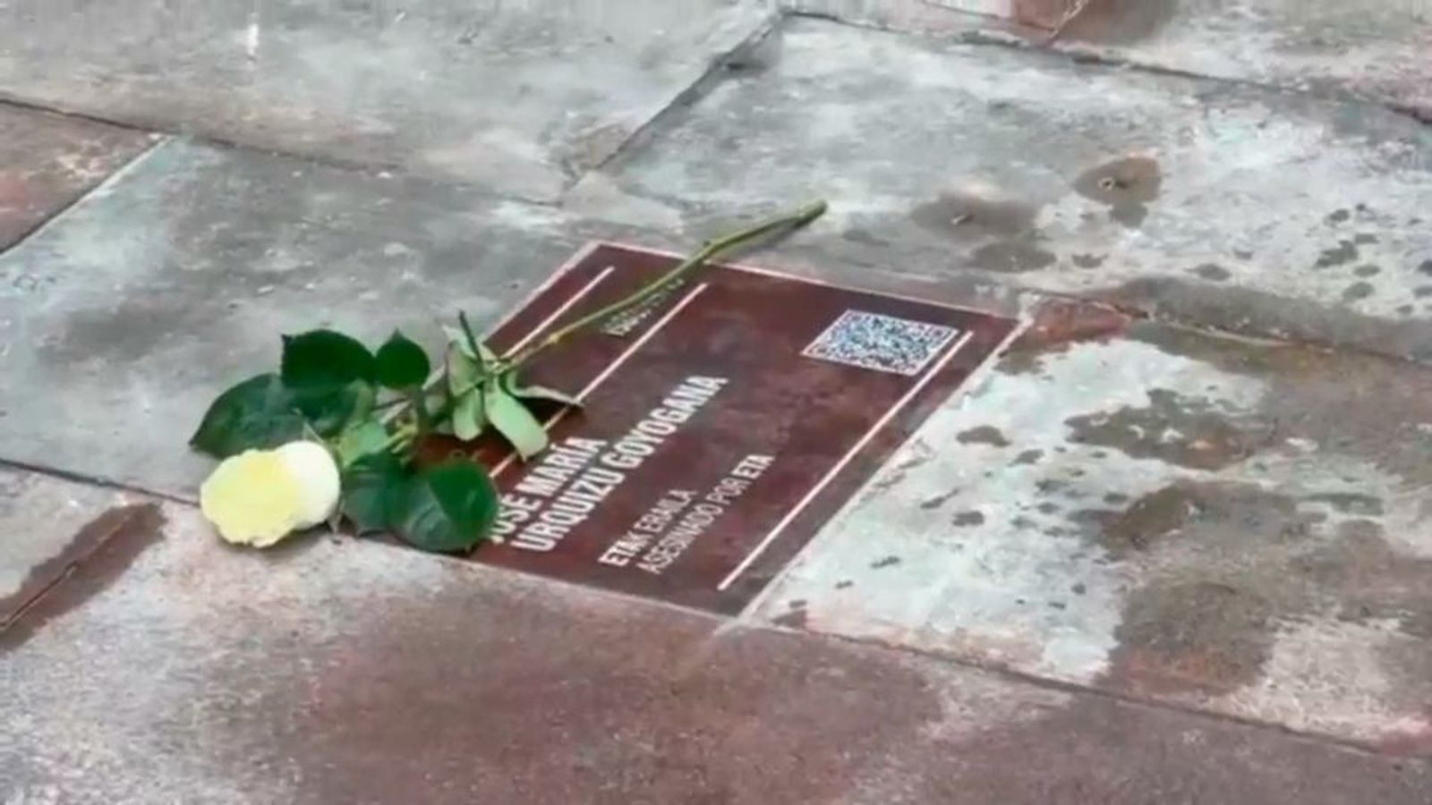 Durango instala nueve placas en memoria de las víctimas de ETA asesinadas en la localidad