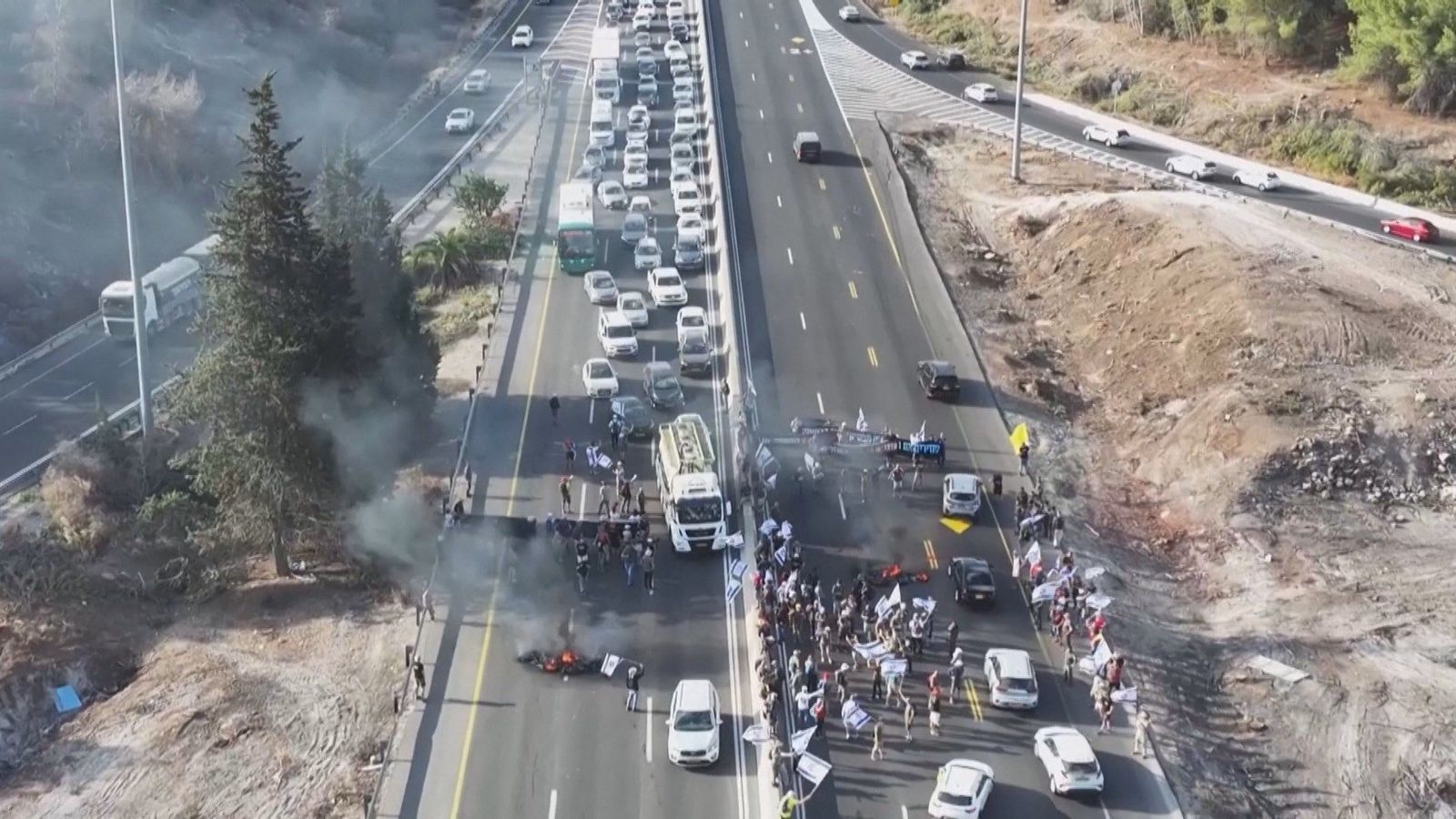 Decenas de detenidos en Israel mientras se manifiestaban para pedir al Gobierno la liberalización de 50 rehenes