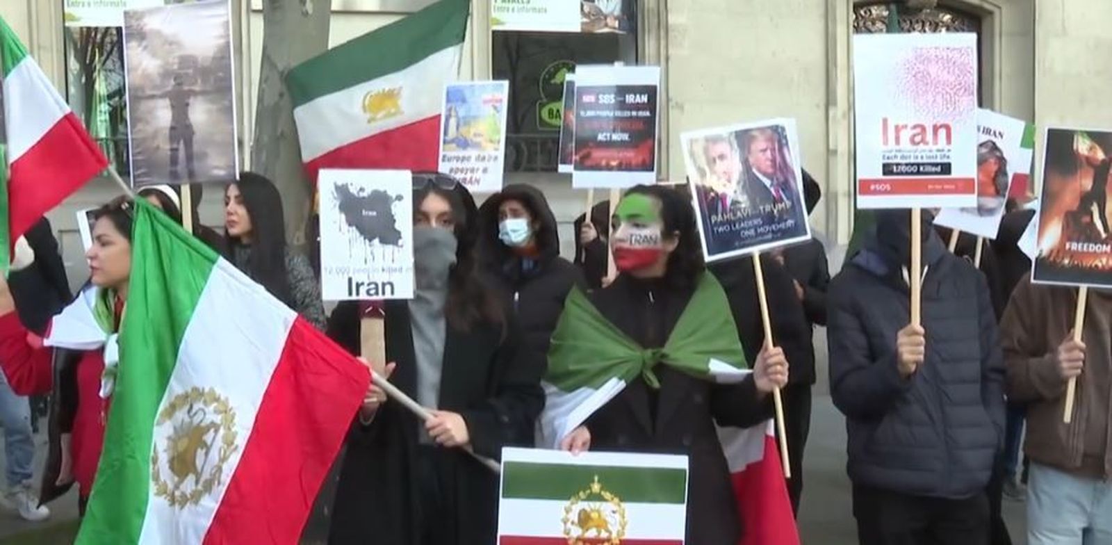 La Comunidad de Madrid reconocerá la lucha de las mujeres iraníes en los premios del 8 de marzo