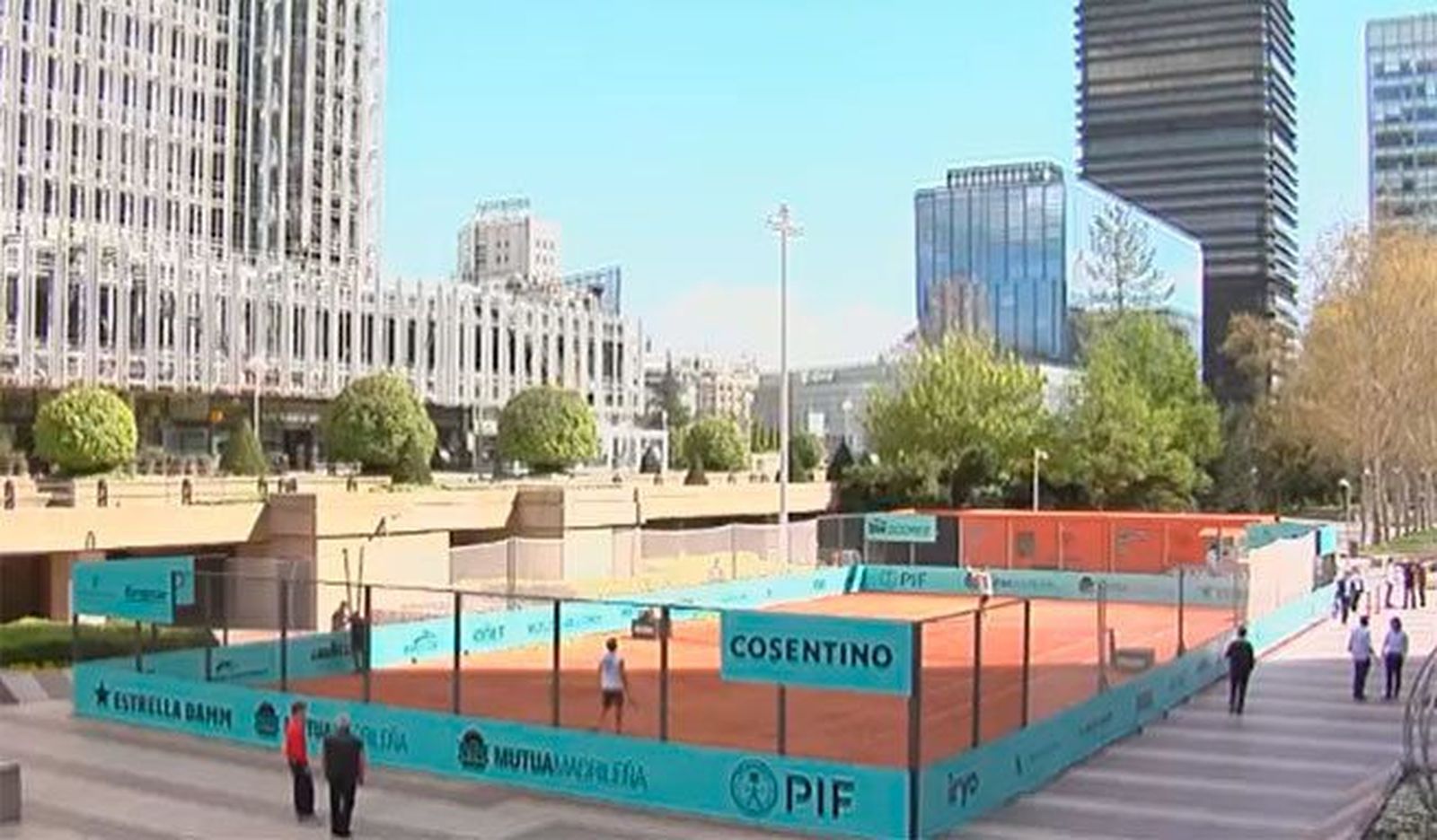 Jugar al tenis en pleno Azca por el Mutua Madrid Open
