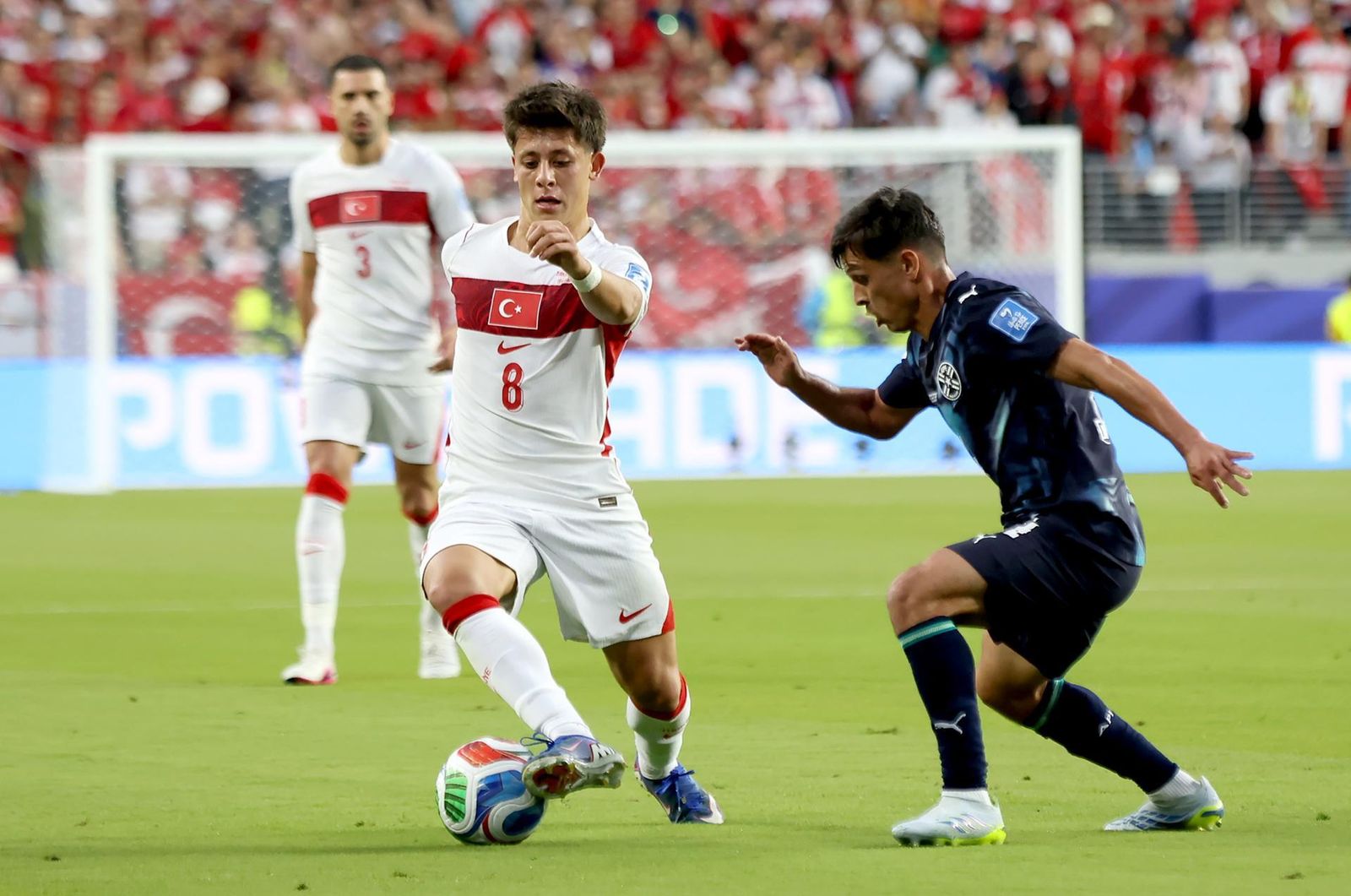 Guler ante Paraguay