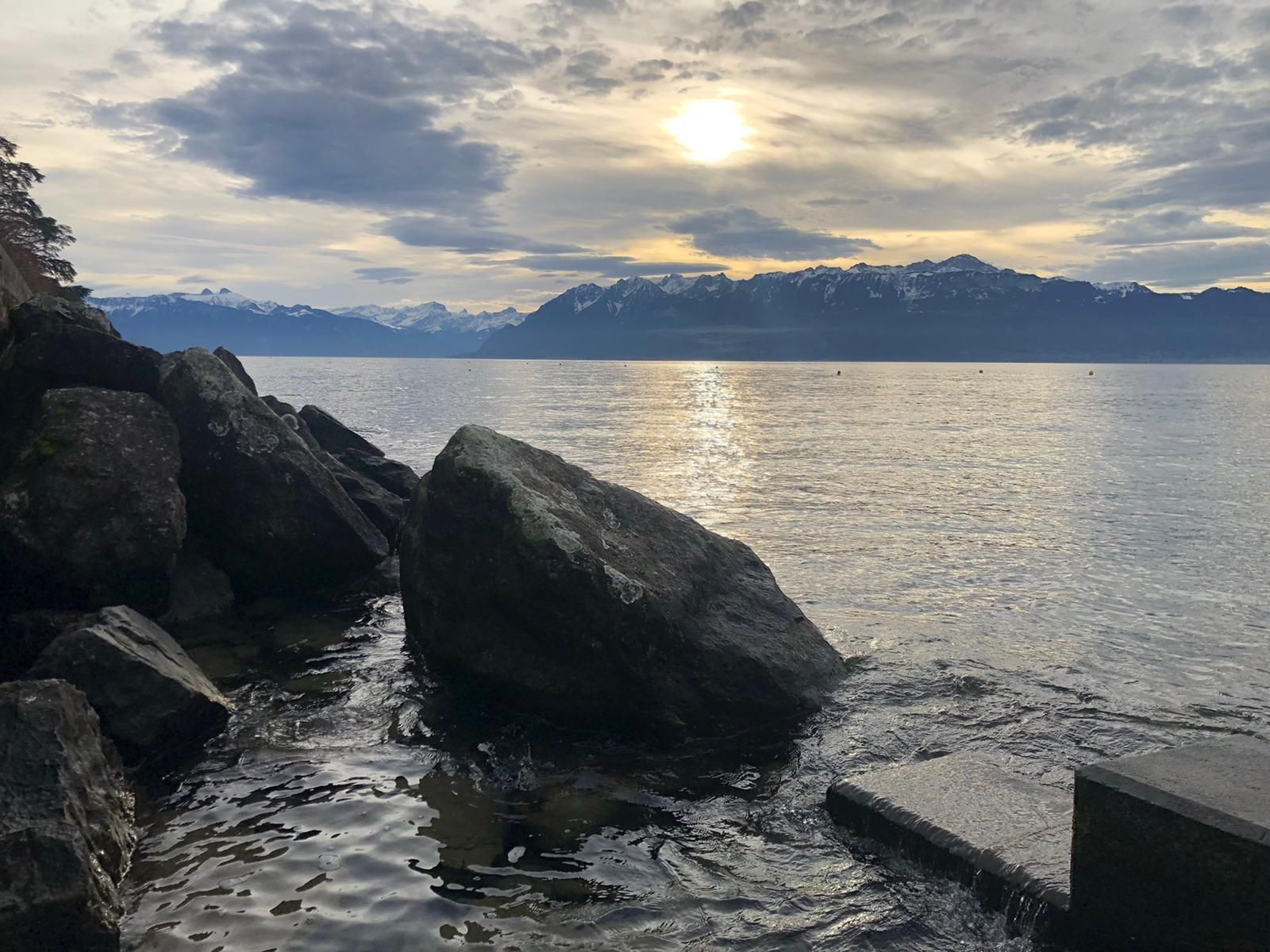 Madrileños por el mundo viaja hasta la costa suiza del lago Lemán