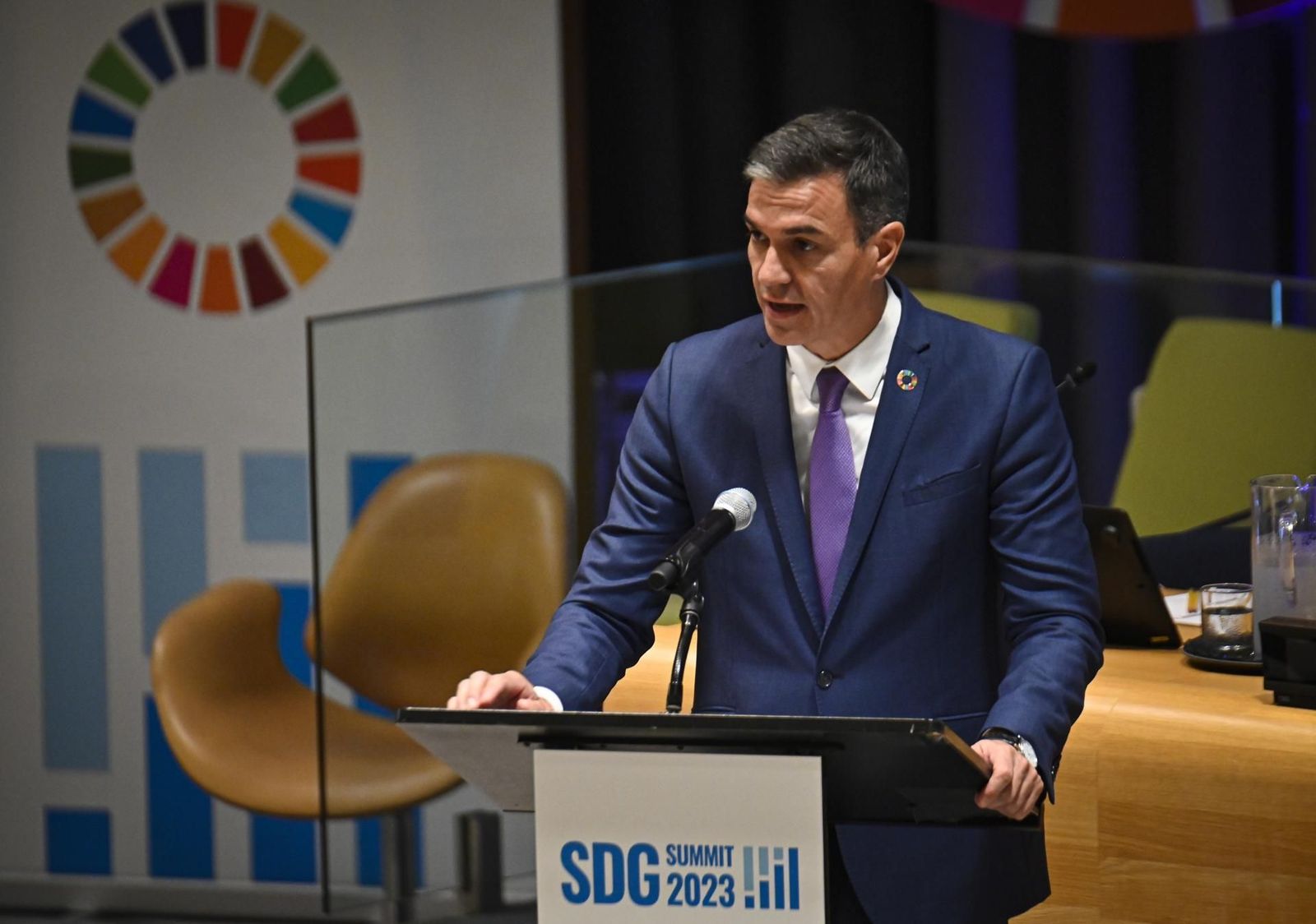 Sánchez compromete 140 millones en la asamblea general de la ONU pese a estar en funciones