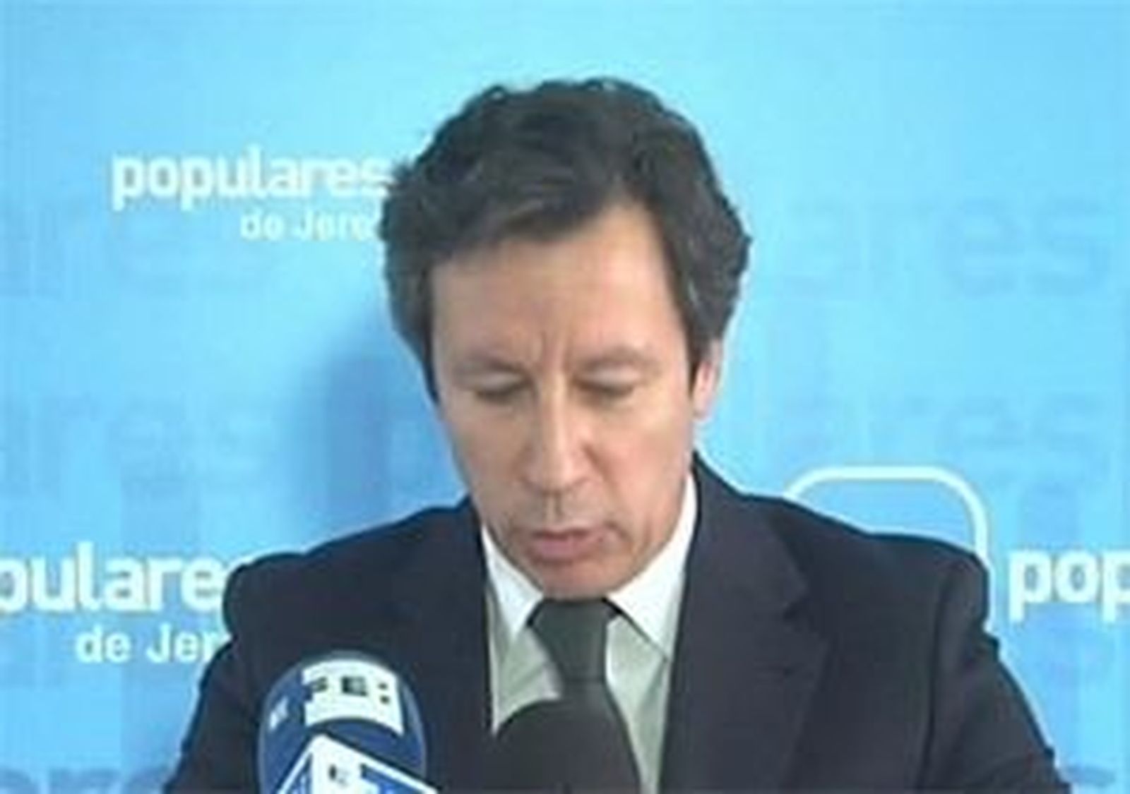 Floriano: El PP no va a ceder a ningún chantaje público  o privado