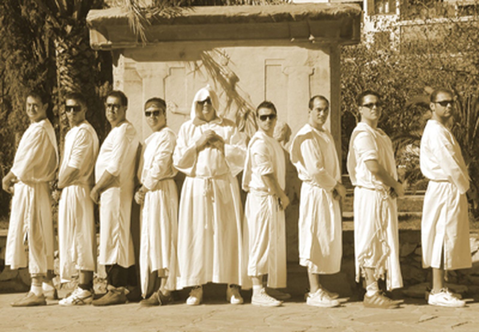 los_inhumanos