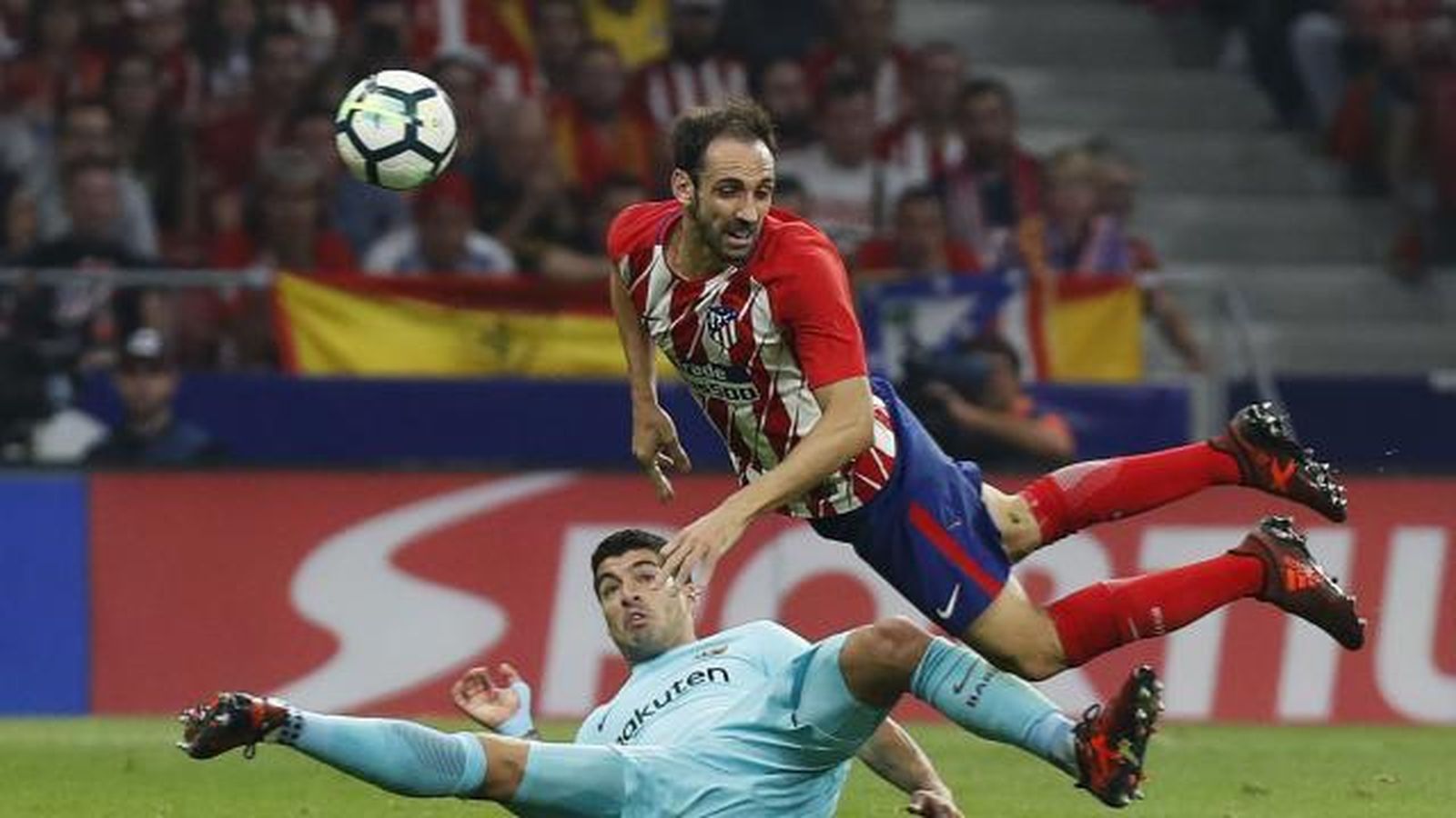 Juanfran y Luis Suárez