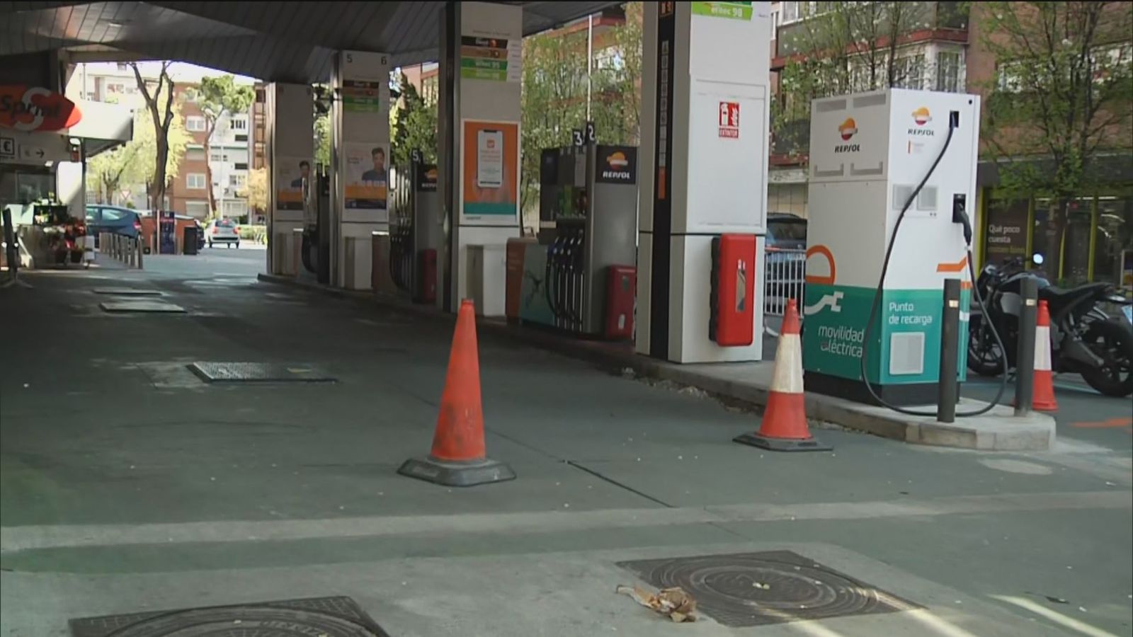 Gasolinera cerrada