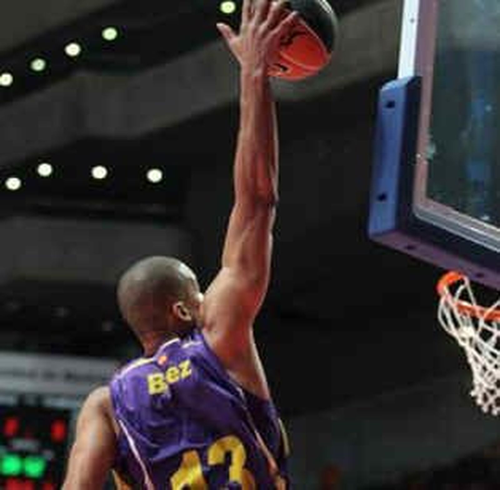 BASKET_2011227V1.wmv