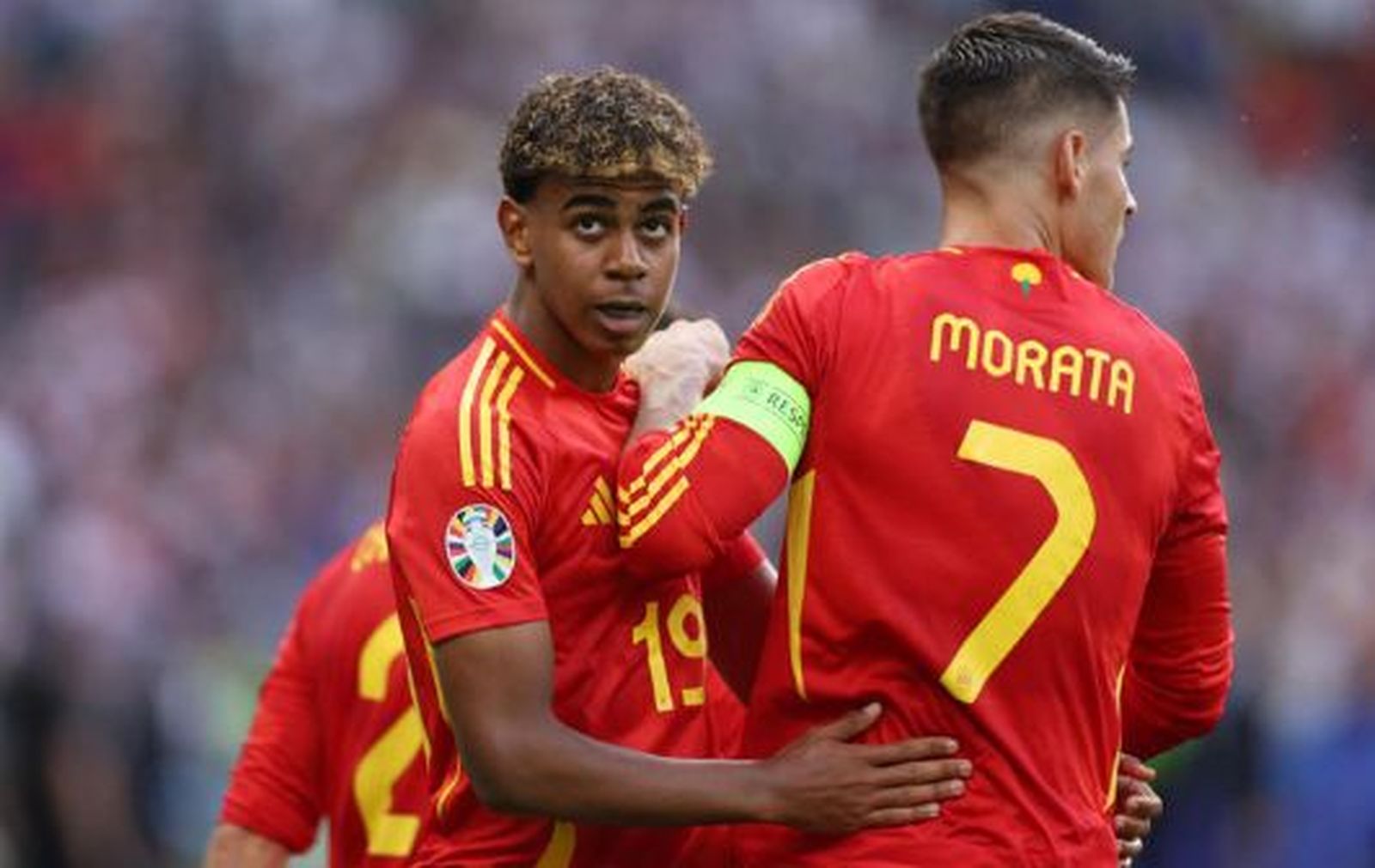 Lamine Yamal y Morata