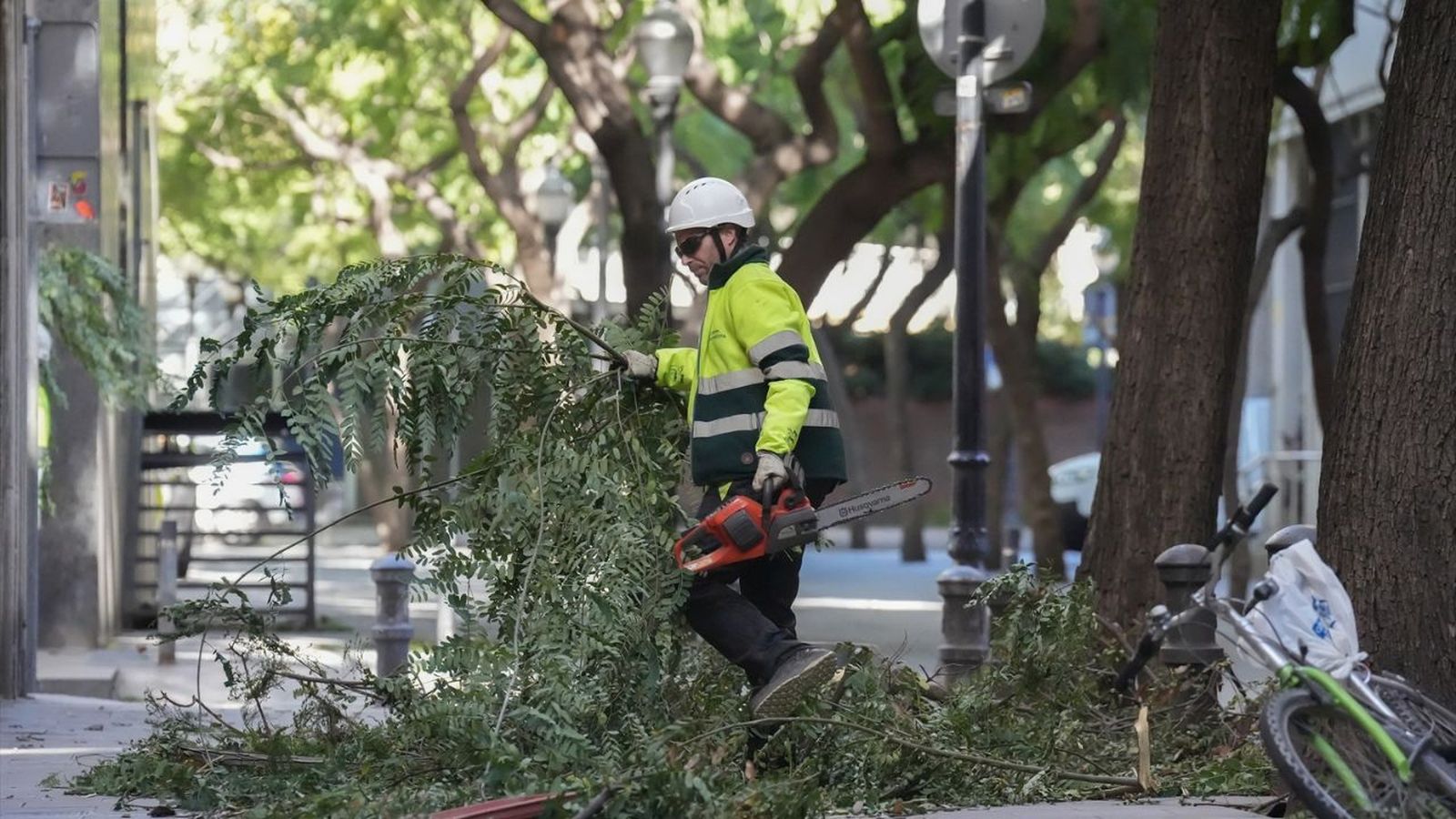 Rachas de hasta 167 km/h causan destrozos y heridos en Cataluña
